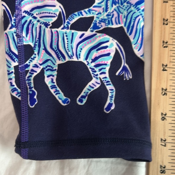 Lilly Pulitzer UPF 50+ Jolena Weekender Legging Royal Purple Wild Child Size S - Picture 16 of 17